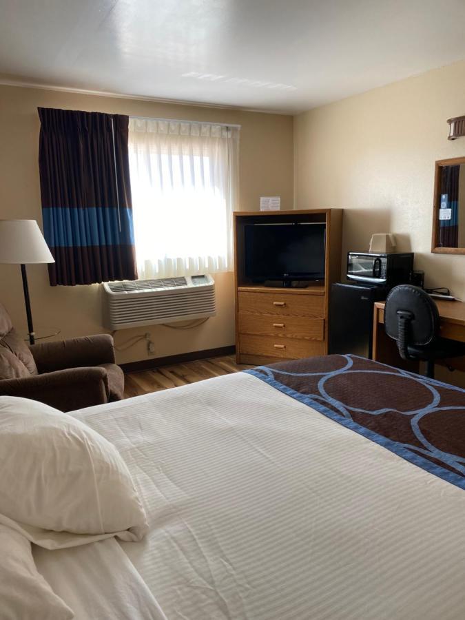 Super 8 By Wyndham Ogallala Extérieur photo