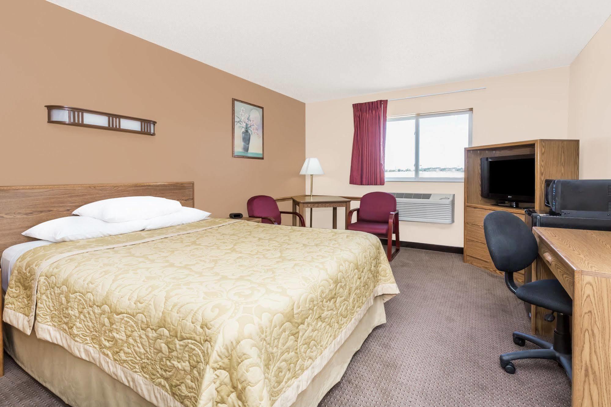 Super 8 By Wyndham Ogallala Extérieur photo